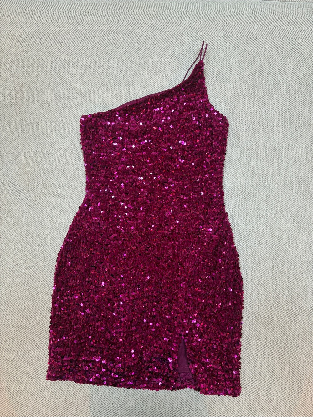 Crystal Doll One-Shoulder Sequin Mini Dress in Fuchsia